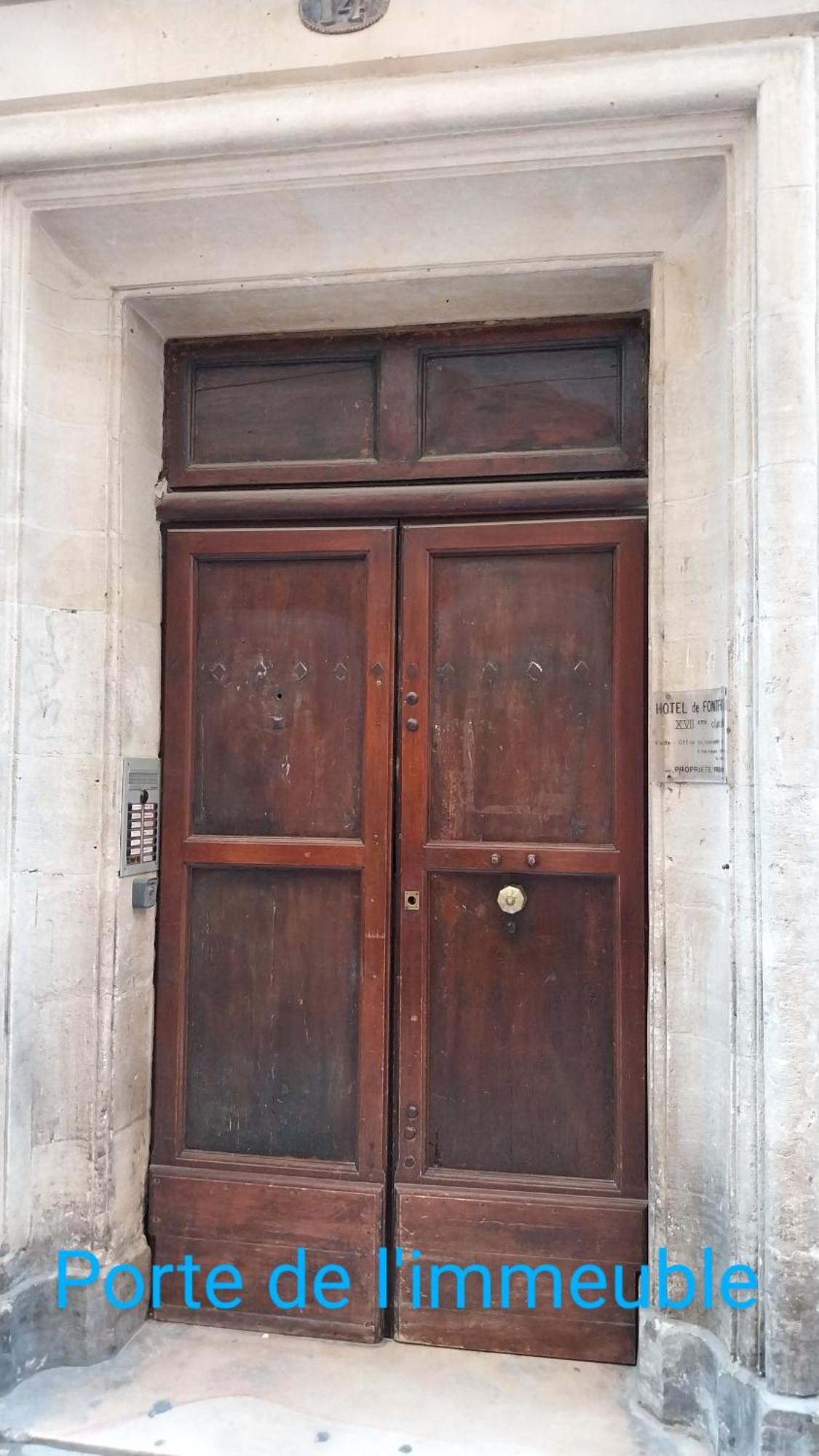 Le Vintage, Appart,Hotel Particulier, Centre Nimes Maisoncarreeconciergerie ภายนอก รูปภาพ